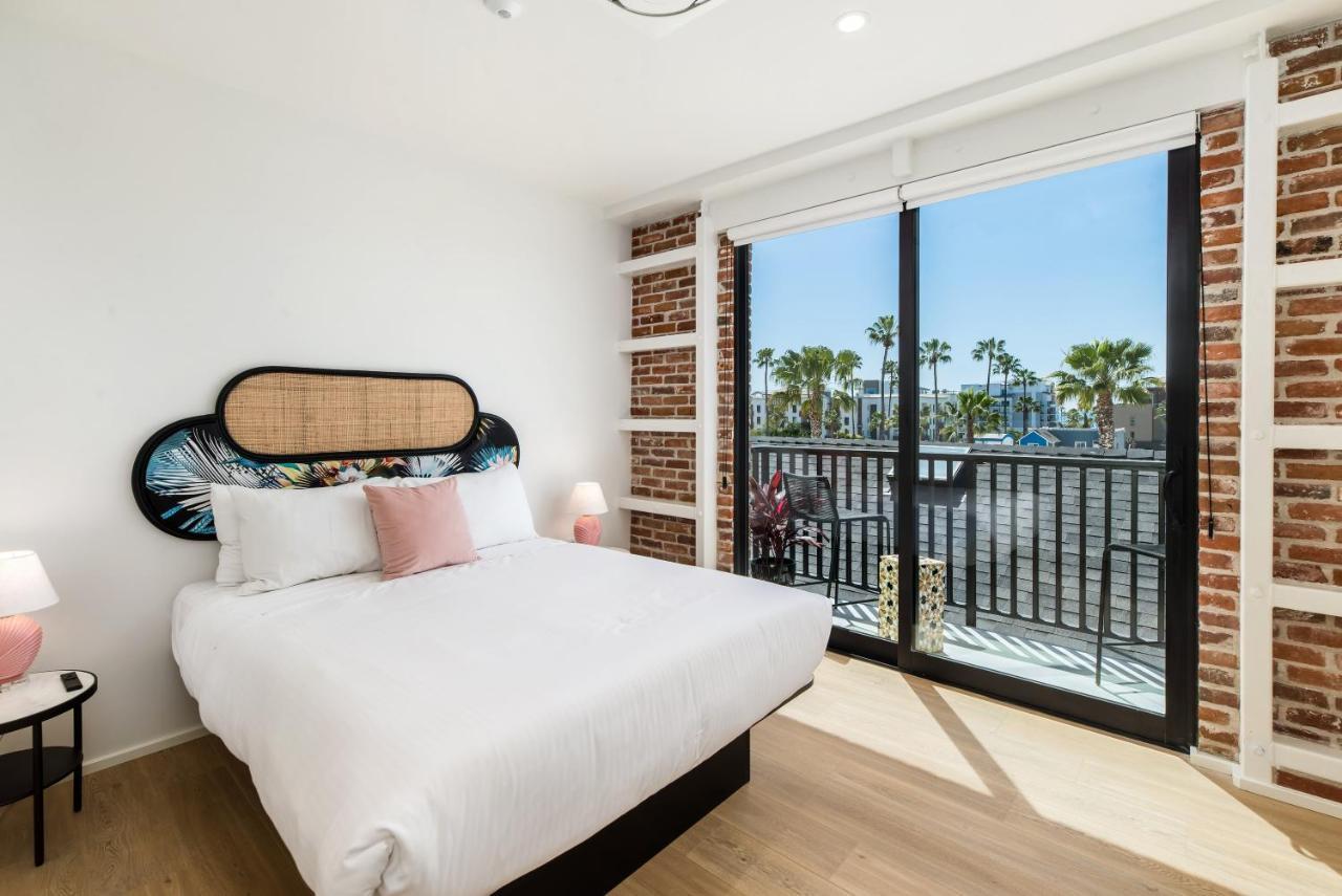 The Brick Boutique Hotel โอเชียนไซด์ ภายนอก รูปภาพ