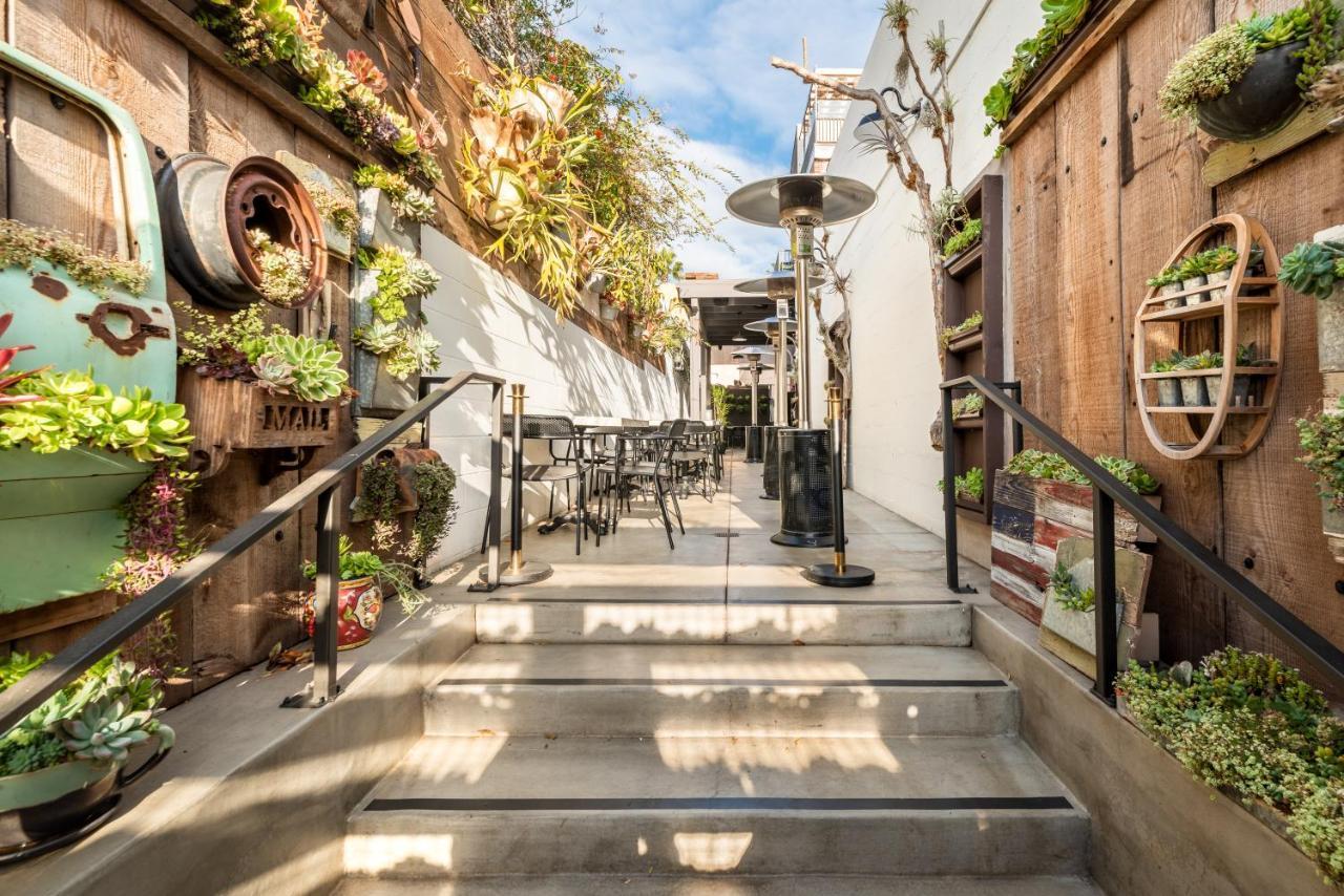 The Brick Boutique Hotel โอเชียนไซด์ ภายนอก รูปภาพ