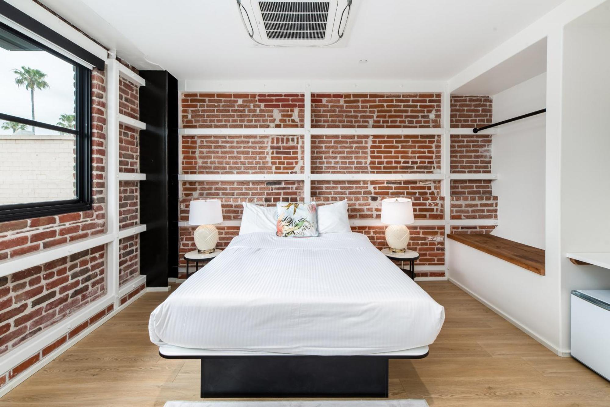 The Brick Boutique Hotel โอเชียนไซด์ ภายนอก รูปภาพ